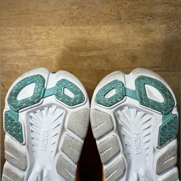 Hoka One One Rincon 3 Womens Sz 8 Running Shoes Sneakers Orange Yellow - Picture 9 of 12